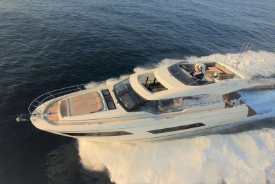 Prestige 690 S