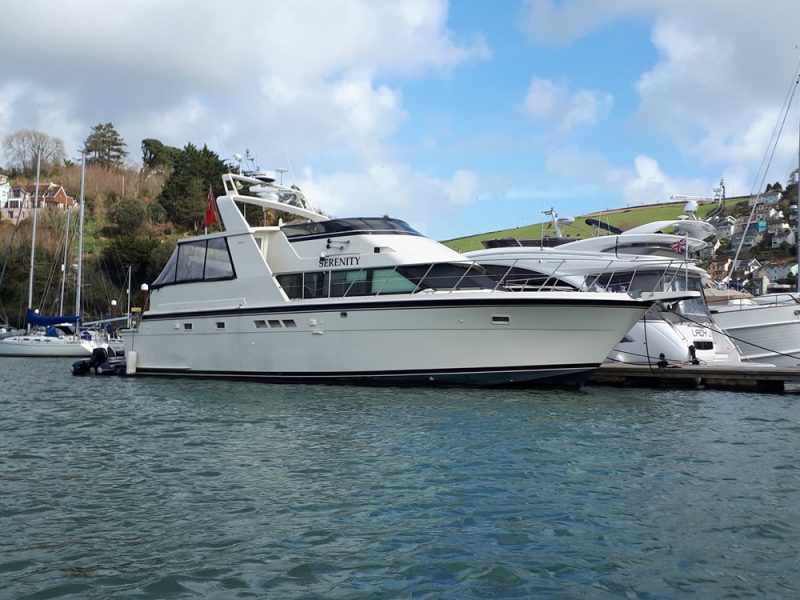 Hatteras 52 Cmy