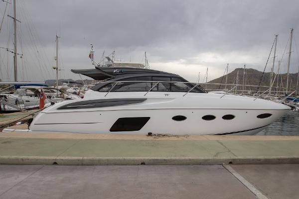 Princess V48 Open