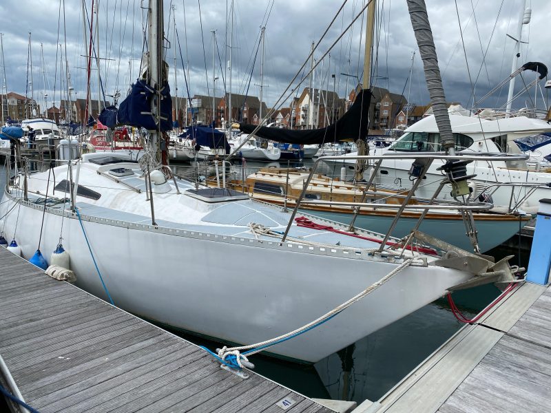 Oyster Ufo 34