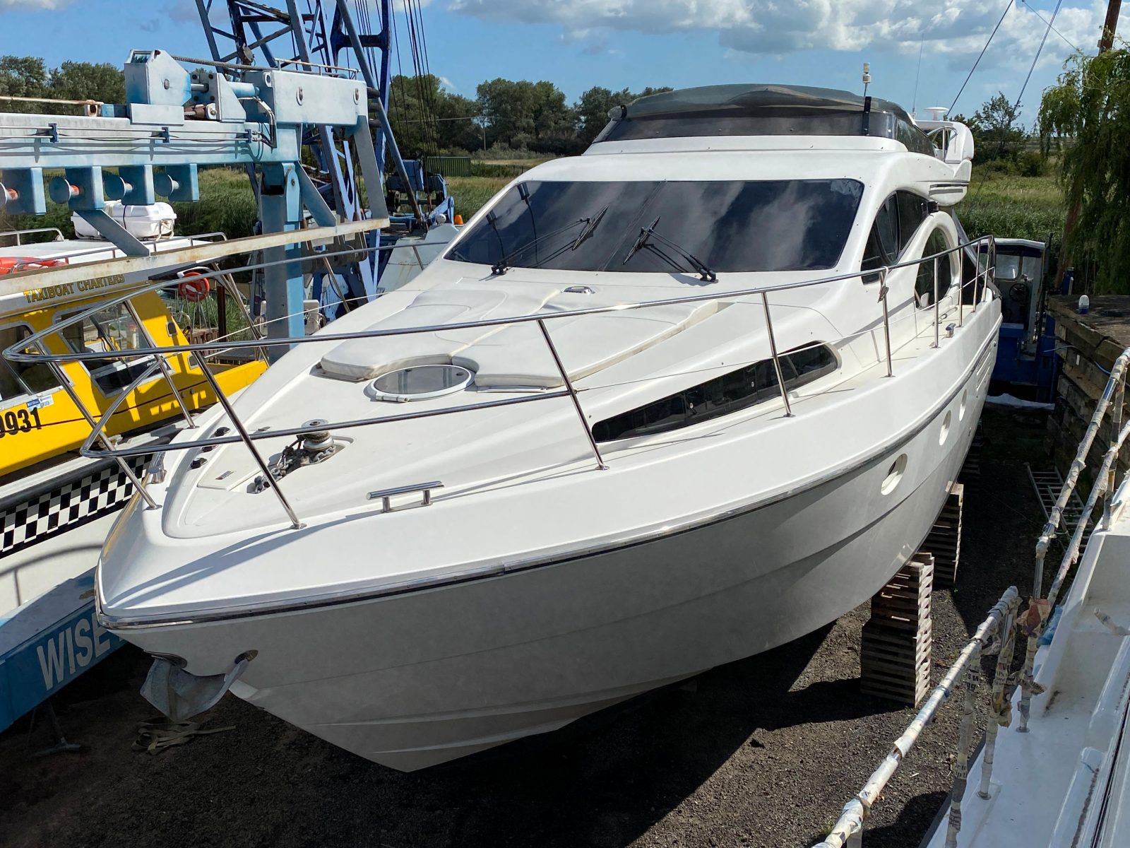 Azimut 46 Fly