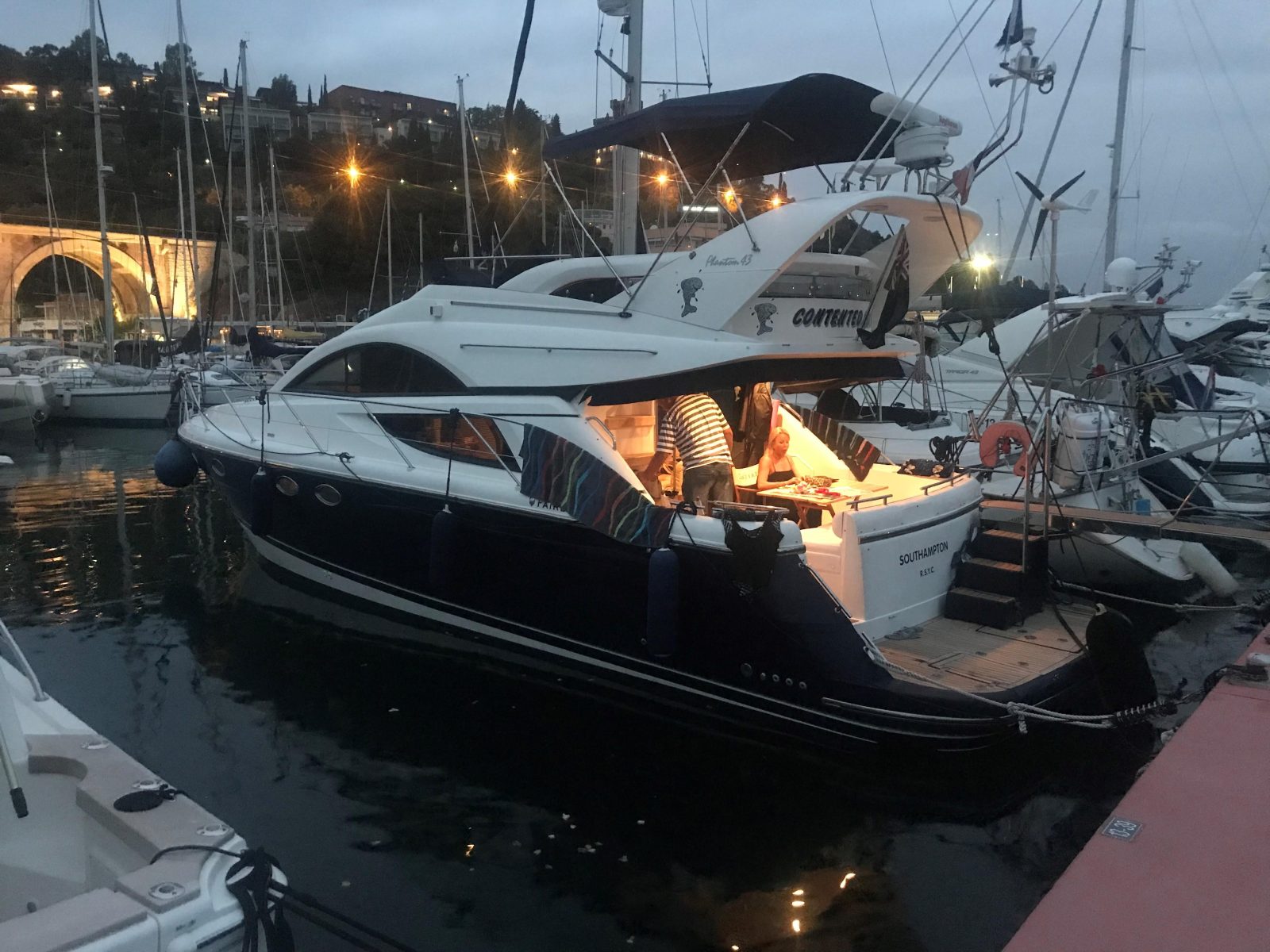 Fairline Phantom 43