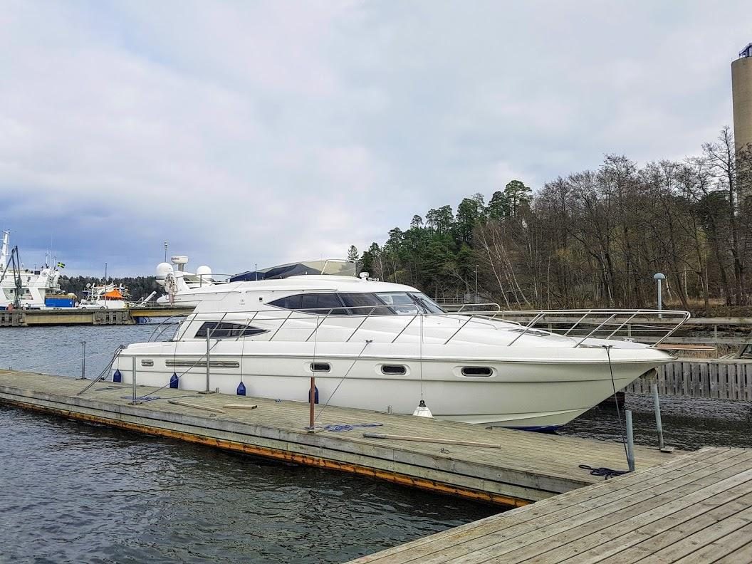 Sealine T52