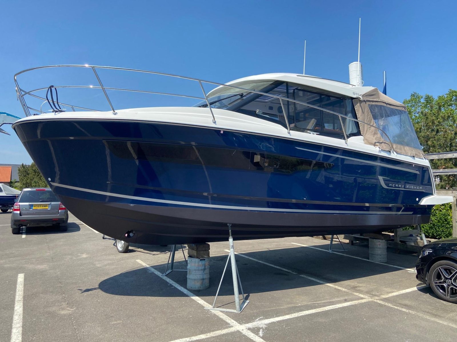 Jeanneau Merry Fisher 895