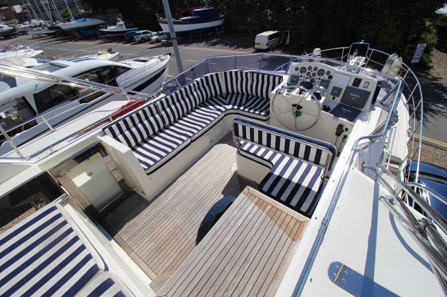 Trader 575 Sunliner