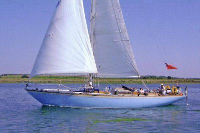 Holman 48