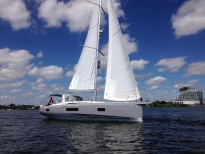 Beneteau Oceanis 51.1