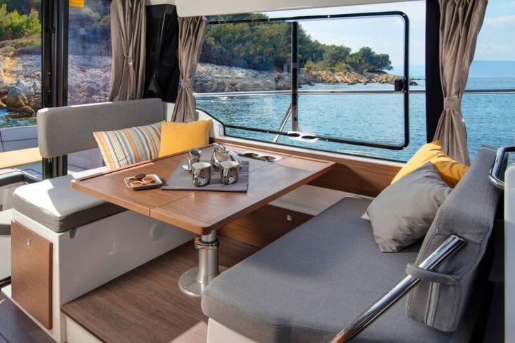2022 Jeanneau Merry Fisher 1095 Flybridge