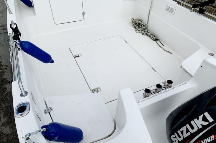 2003 Quicksilver 620 Pilothouse