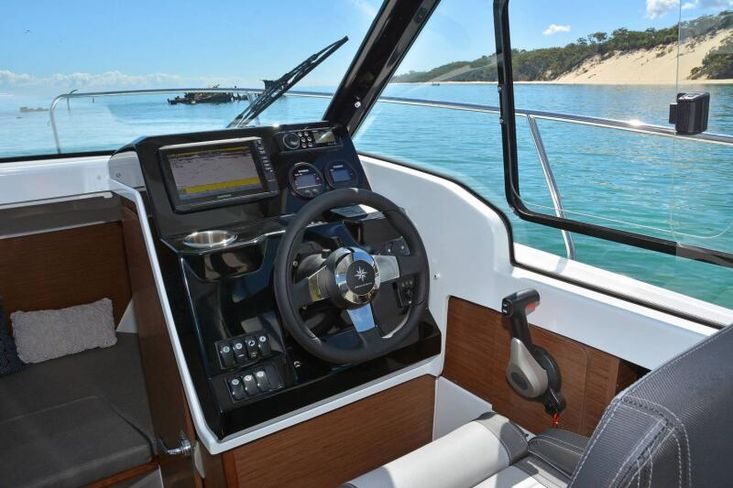 2022 Jeanneau Merry Fisher 695 Legend - Series 2