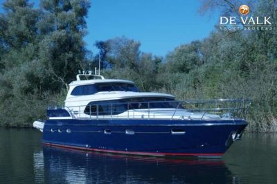 2010 Unico 1500 Pilothouse