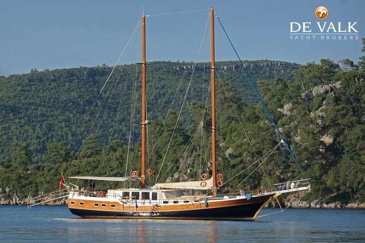 1996 24 M Exclusive Luxury Charter