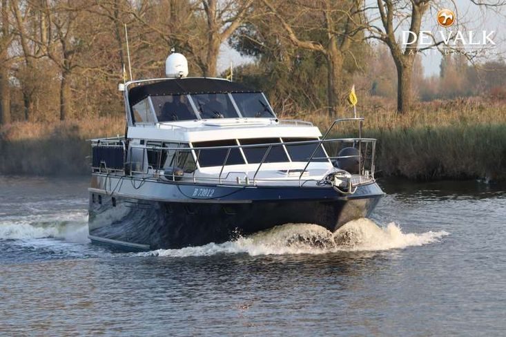 1996 Vitesse 48