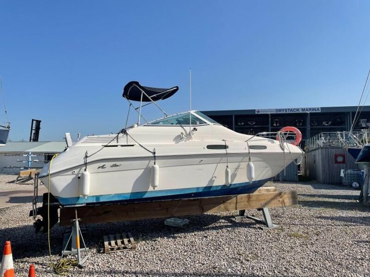 1991 Sea Ray 230 Sundancer