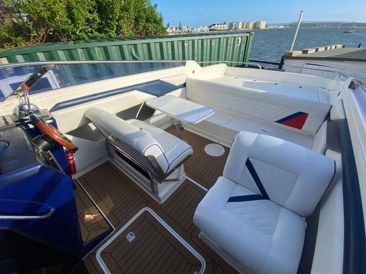 1990 Sunseeker Mohawk 29