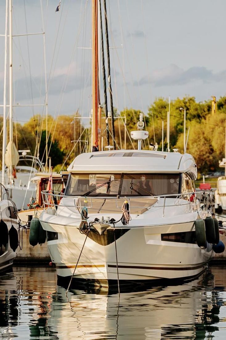 2014 Prestige 450 S