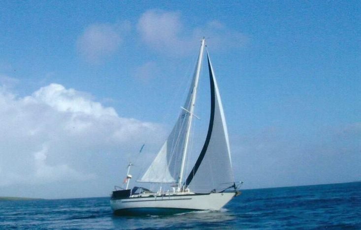 1989 Pacific Seacraft Crealock 37