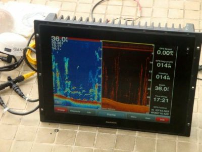 Garmin GPSmap 8215 MFD 15" Boat Multi-Function Display W/ NMEA 2000 Antenna