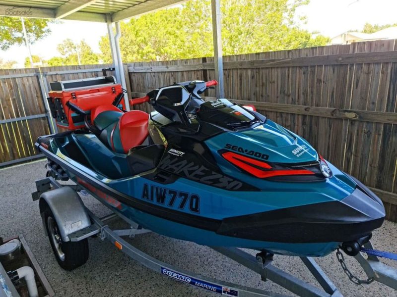 SEA-DOO Wake Pro 230
