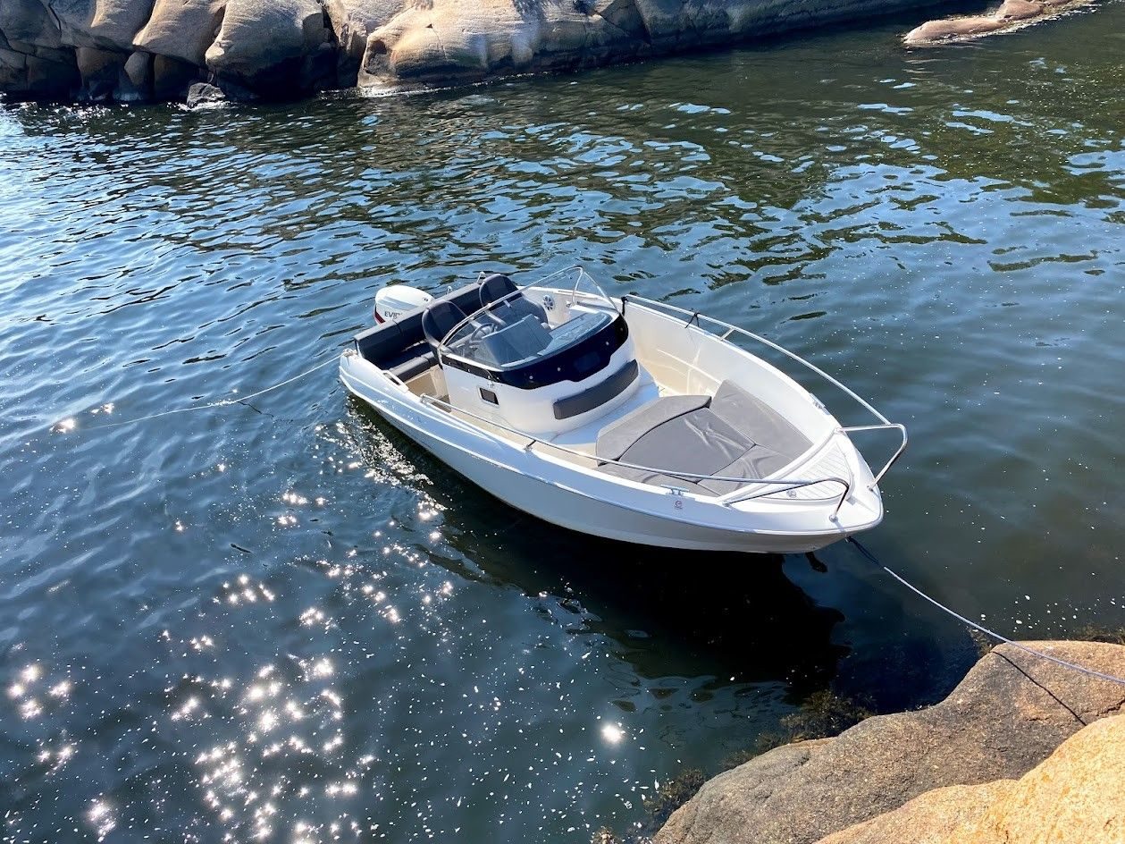 2015 Ocean master 630 WA