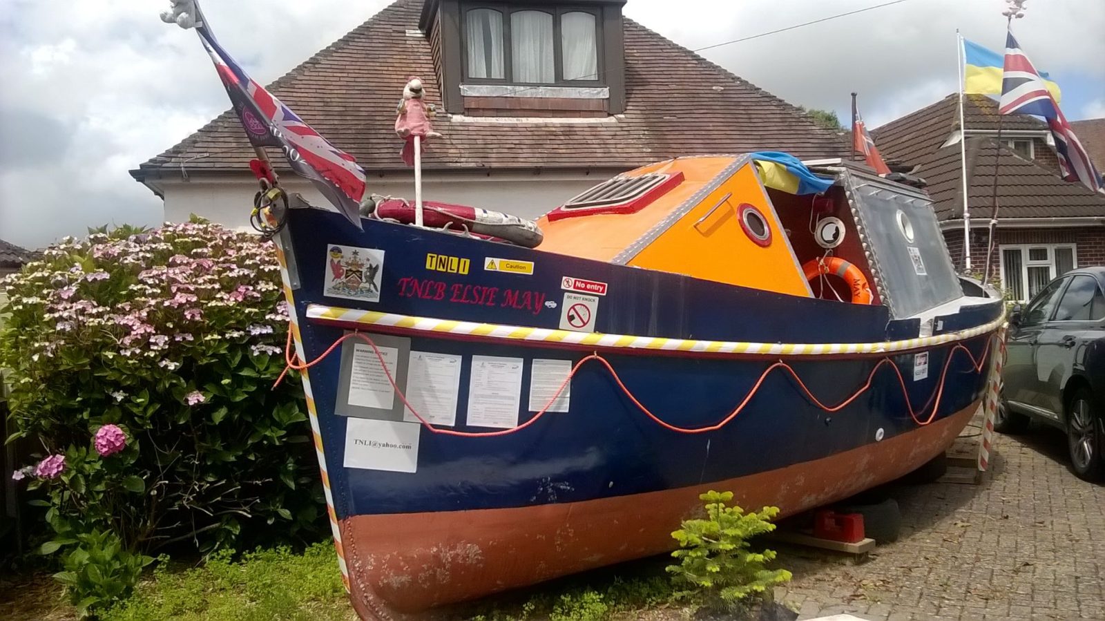 27ft Aluminium ships lifeboat project.