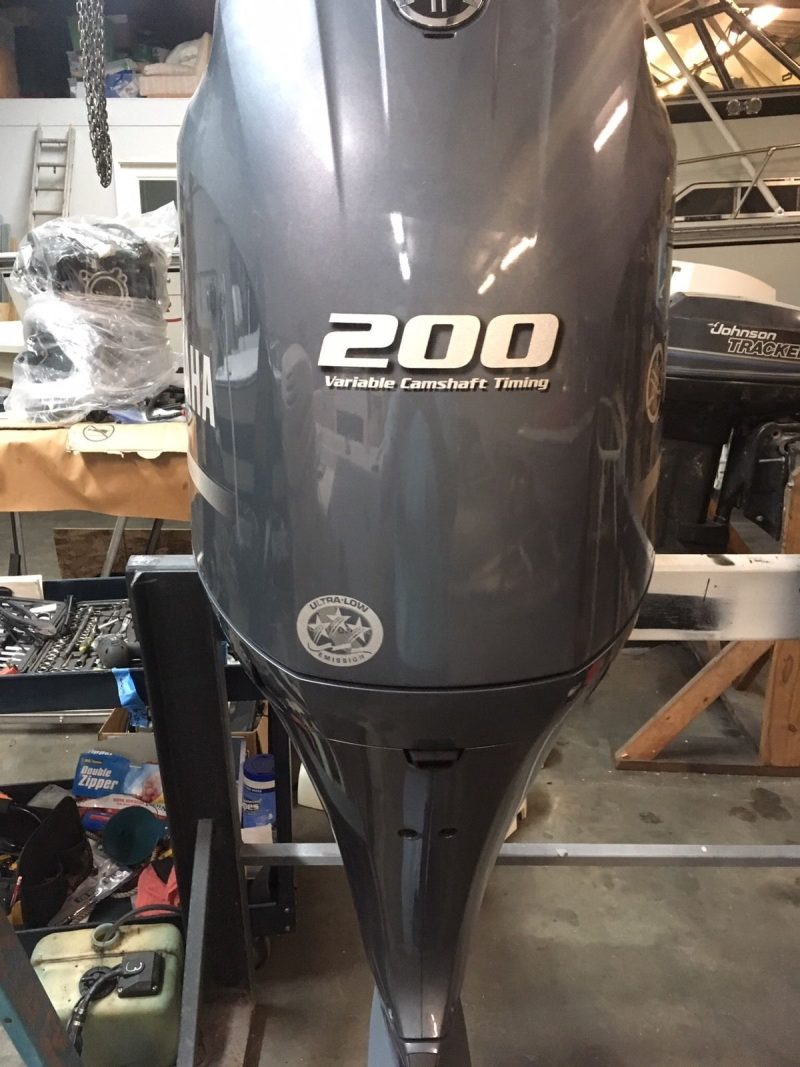 USED YAMAHA 200 HP 4 STROKE OUTBOARD MOTOR ENGINE