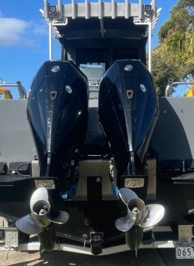 Slightly used Merury 250HP 4 Stroke Outboard Motor Engine