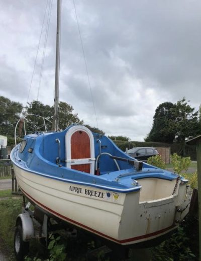 16FT SEASAFE DANDY + TRAILER + 1X 4HP MARINER OUTBOARDS