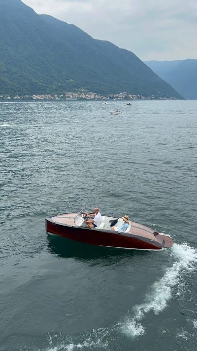 17 foot mahogany runabout