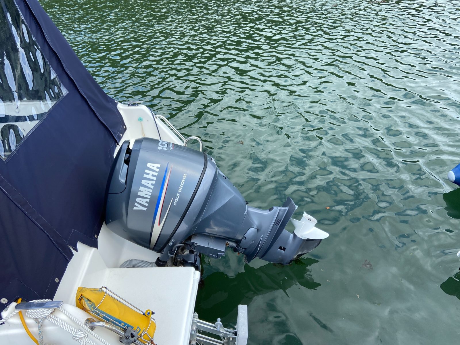 2006 DRAGO FIESTA 600 with TRAILER. CUDDY CABIN. 100hp Yamaha.