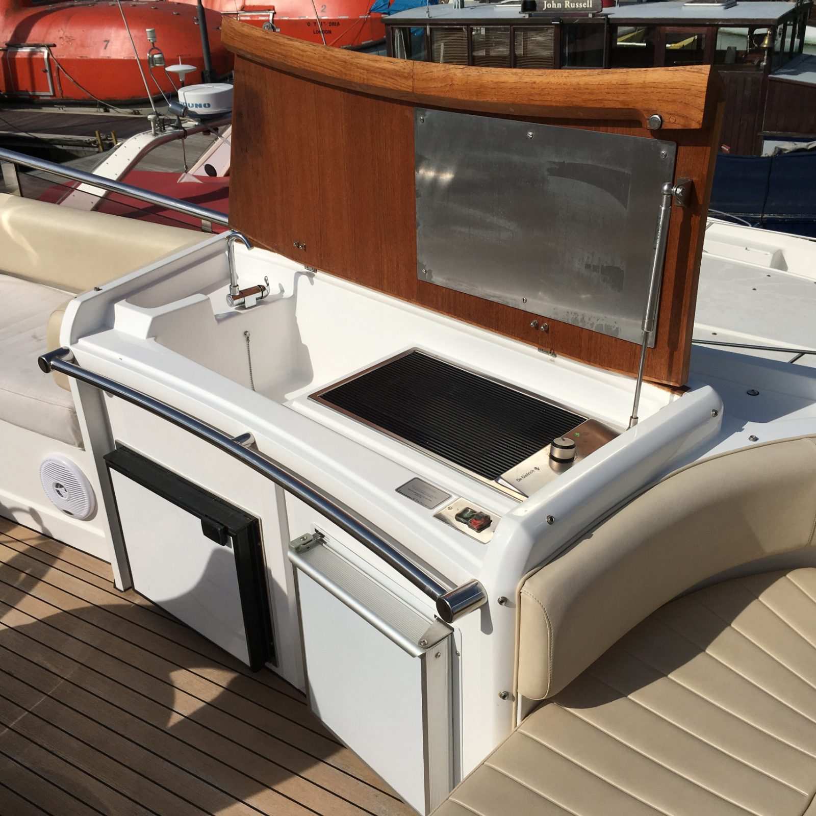 Fairline Phantom 48
