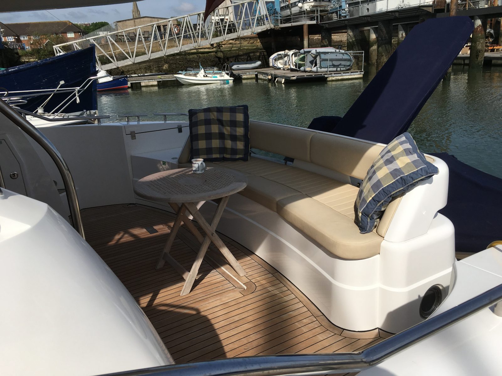 Fairline Phantom 48