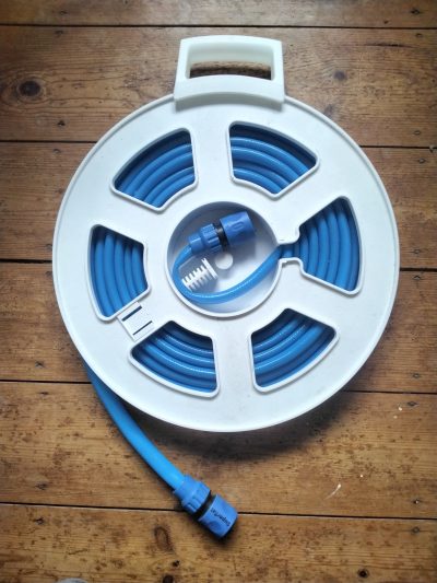 Flat hose reel, blue, good condition