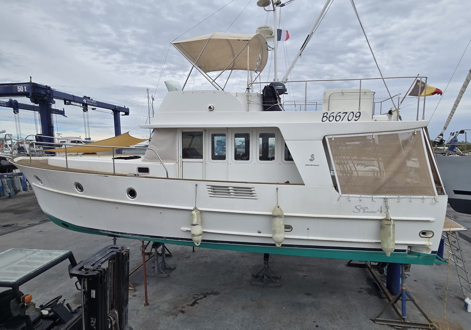 SWIFT TRAWLER 42